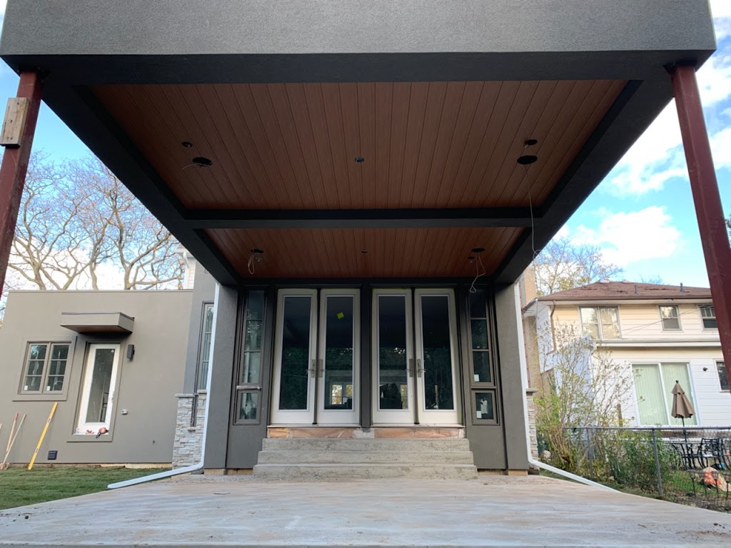 Custom Contracting Roofing Kitchener | 151 Ontario St N, Kitchener, ON N2H 4Y5, Canada | Phone: (519) 900-3235