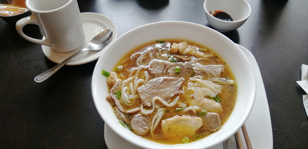 Freeland Bistro-Vietnamese Canadian Cuisine | 9552 PE-12, Ellerslie, PE C0B 1J0, Canada | Phone: (902) 831-2244