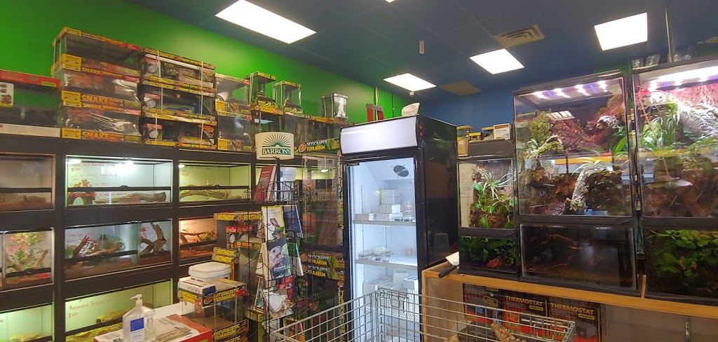 Tails and Scales | 3466 Dundas St W, York, ON M6S 2S1, Canada | Phone: (416) 766-7387