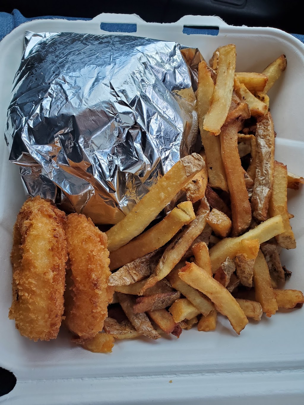 The Iron Rooster Rotisserie and Grill | 104221 Hwy 7, Marmora, ON K0K 2M0, Canada | Phone: (613) 473-2000