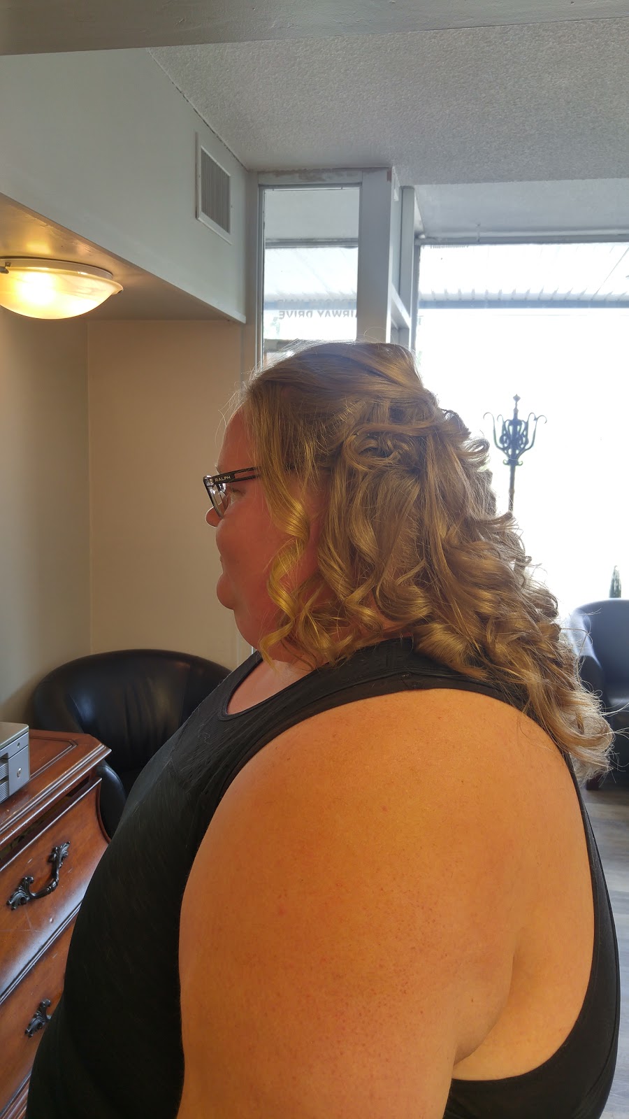 Westbrook Hair | 7 Fairway Dr NW, Edmonton, AB T6J 2S6, Canada | Phone: (780) 438-1030