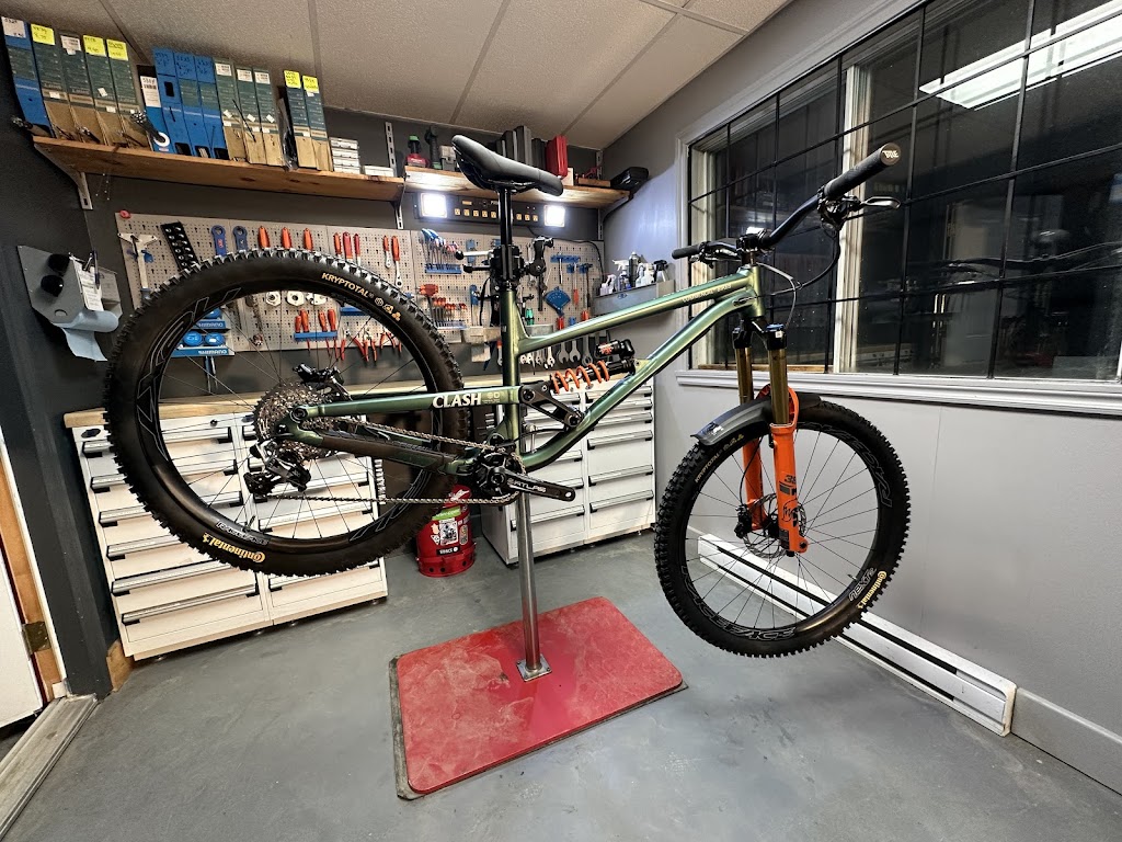 Mécanique Vélo Félix Laroche | 1883 QC-222, Saint-Denis-de-Brompton, QC J0B 2P0, Canada | Phone: (873) 200-4316