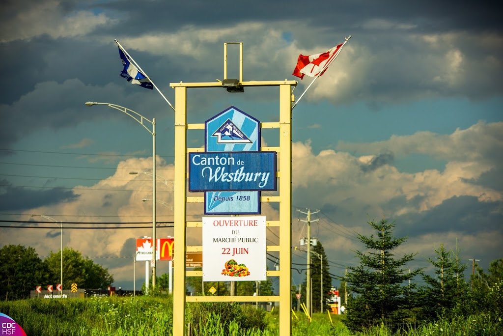Marché public de Westbury | 166 QC-112, East Angus, QC J0B 1R0, Canada | Phone: (819) 560-8450