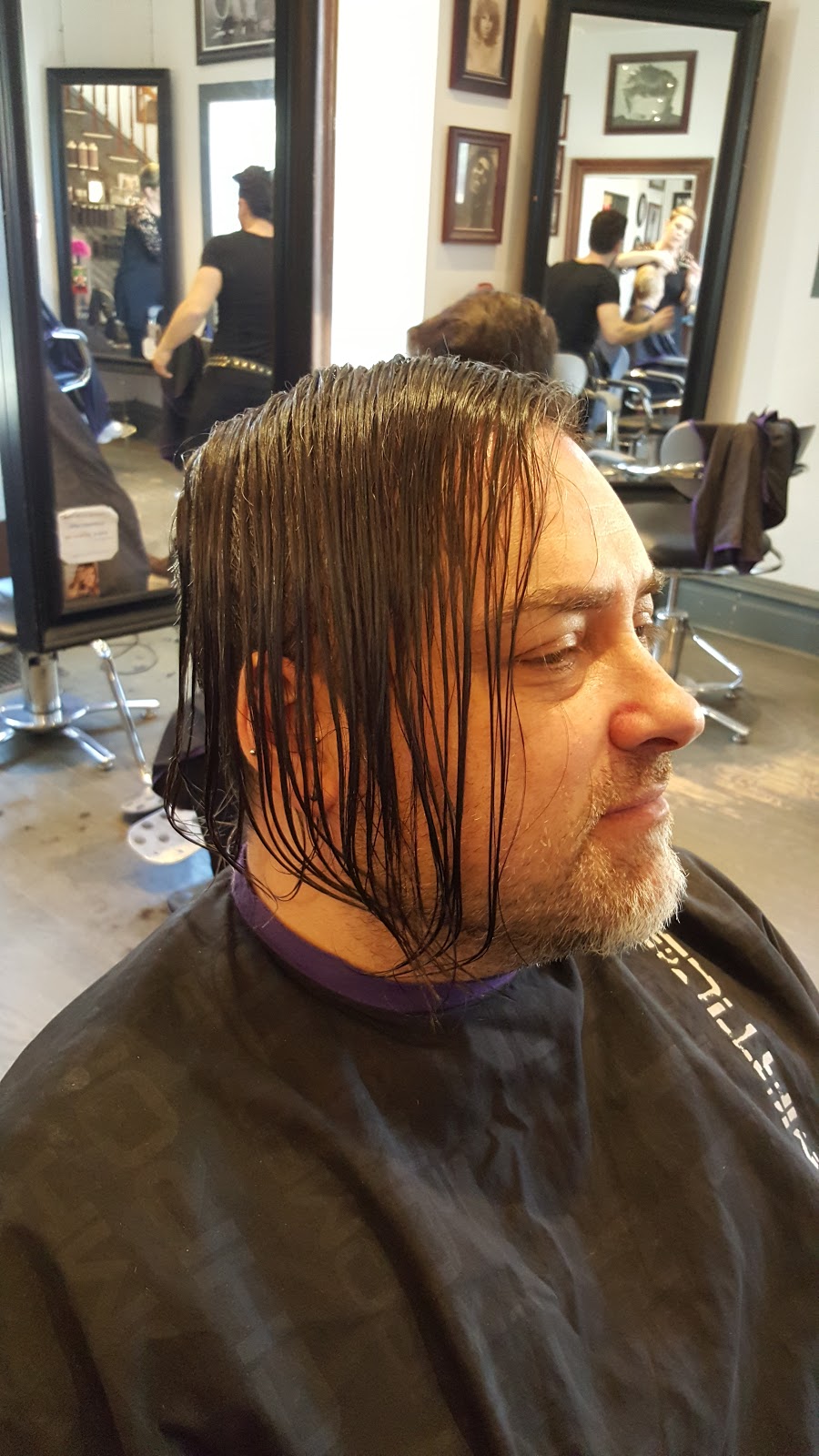 Ego Salon | 127 Queen St W, Brampton, ON L6Y 1M3, Canada | Phone: (905) 455-7070