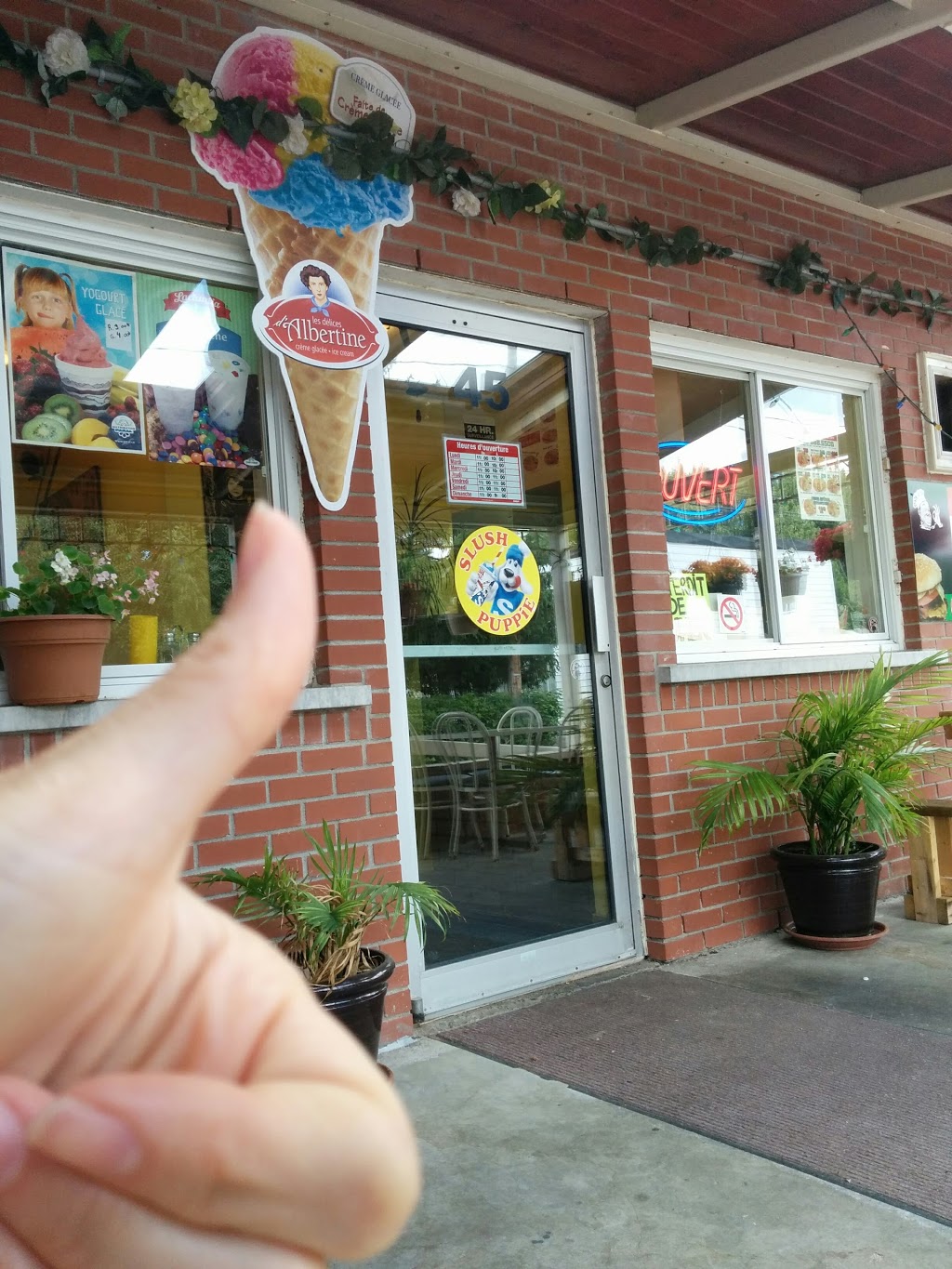 Epiphanie Pizzeria | 45 Rue Charpentier, LÉpiphanie, QC J5X 3V4, Canada | Phone: (450) 588-5508