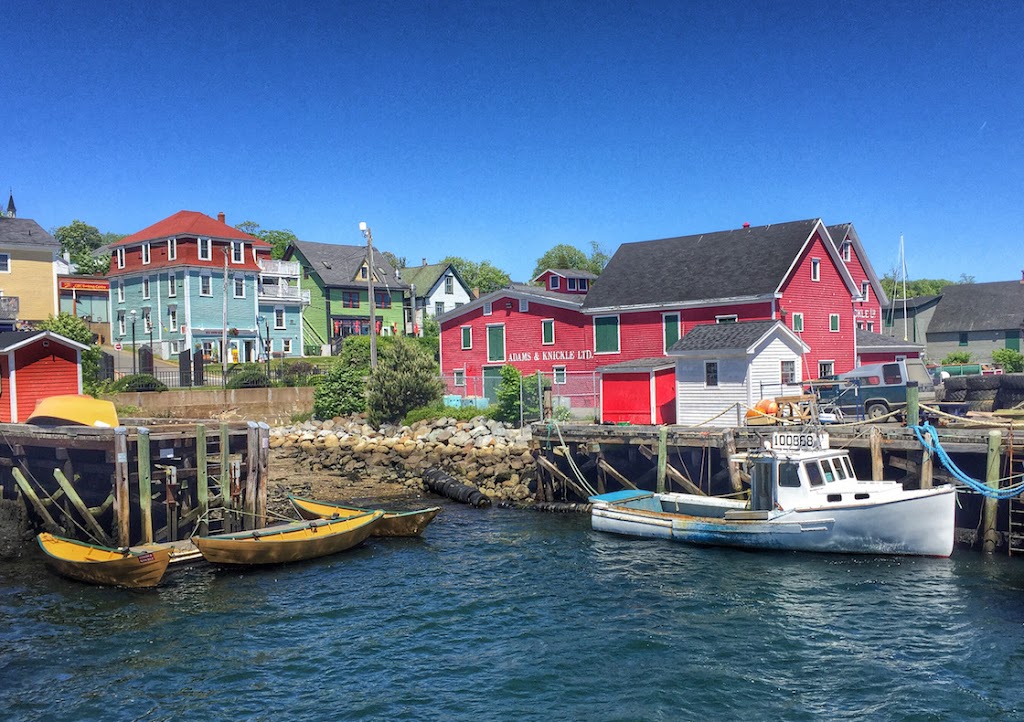 Lunenburg Walking Tours | 97 Kaulbach St, Lunenburg, NS B0J 2C0, Canada | Phone: (902) 521-6867