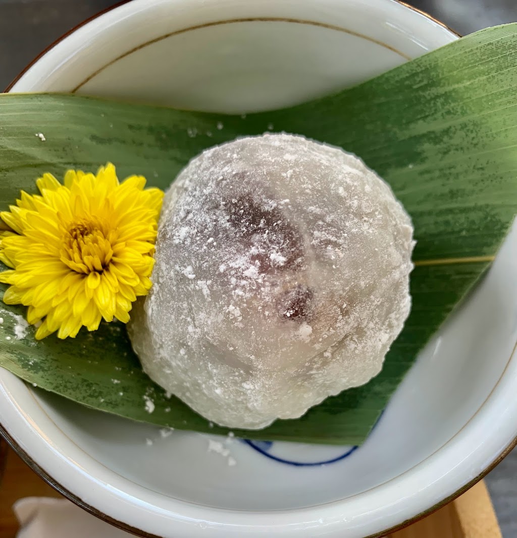 Mont-Brise Cuisine Japonaise | 130 Rue Ste Anne, Sainte-Anne-de-Bellevue, QC H9X 1M4, Canada | Phone: (438) 680-1095