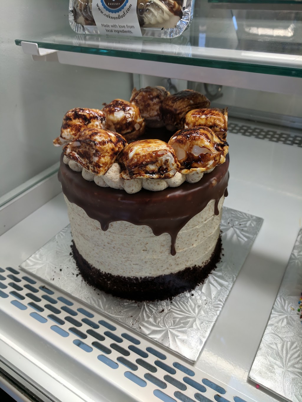 Cake & Loaf Bakery | 321 Dundurn St S, Hamilton, ON L8P 2M5, Canada | Phone: (289) 389-6581