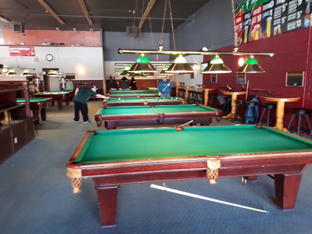 Stix & Stones Billiards | 164 Front St, Trenton, ON K8V 4N8, Canada | Phone: (613) 392-3337