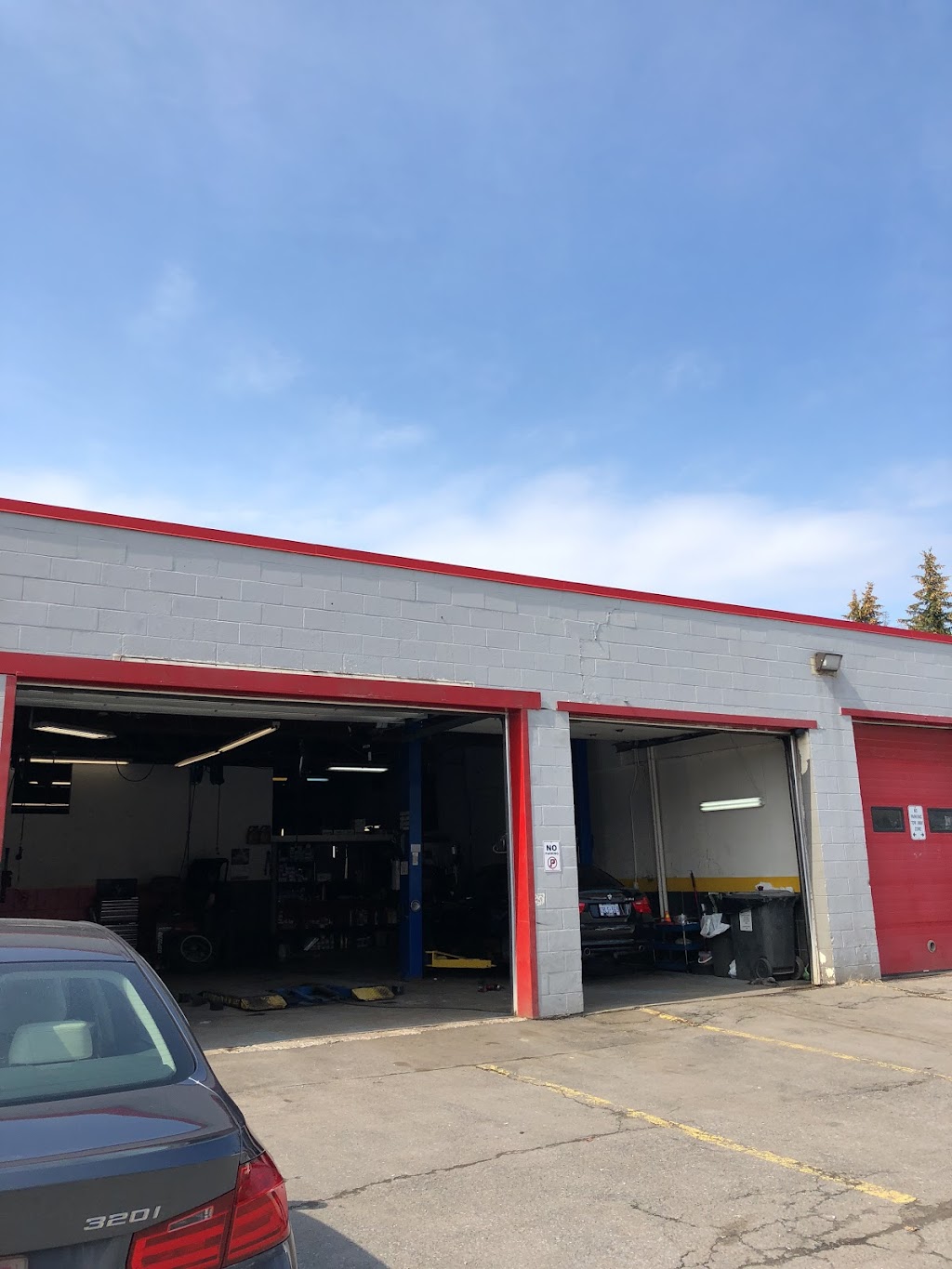 Mr. Tires Ottawa | 3210 Swansea Crescent #4, Ottawa, ON K1G 3W4, Canada | Phone: (613) 276-8698