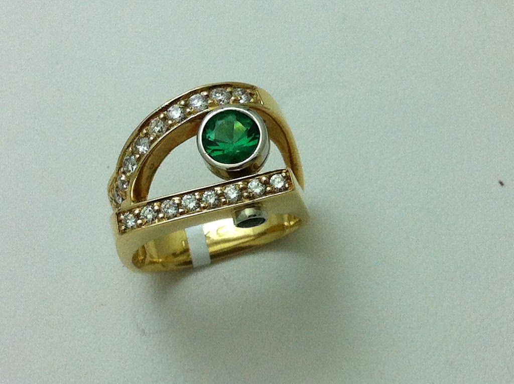 Excel Jewellers | 20202 66 Ave #370, Langley City, BC V2Y 1P3, Canada | Phone: (604) 539-7720