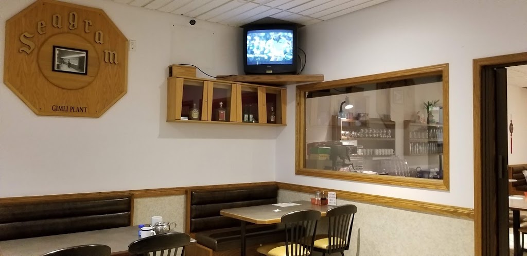 Viking Inn | 78 7 Ave, Gimli, MB R0C 1B0, Canada | Phone: (204) 642-5168