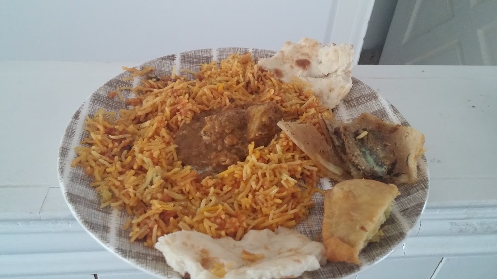 Zeerah Takeout | 3050 Artesian Dr #16, Mississauga, ON L5M 7P5, Canada | Phone: (905) 569-7916