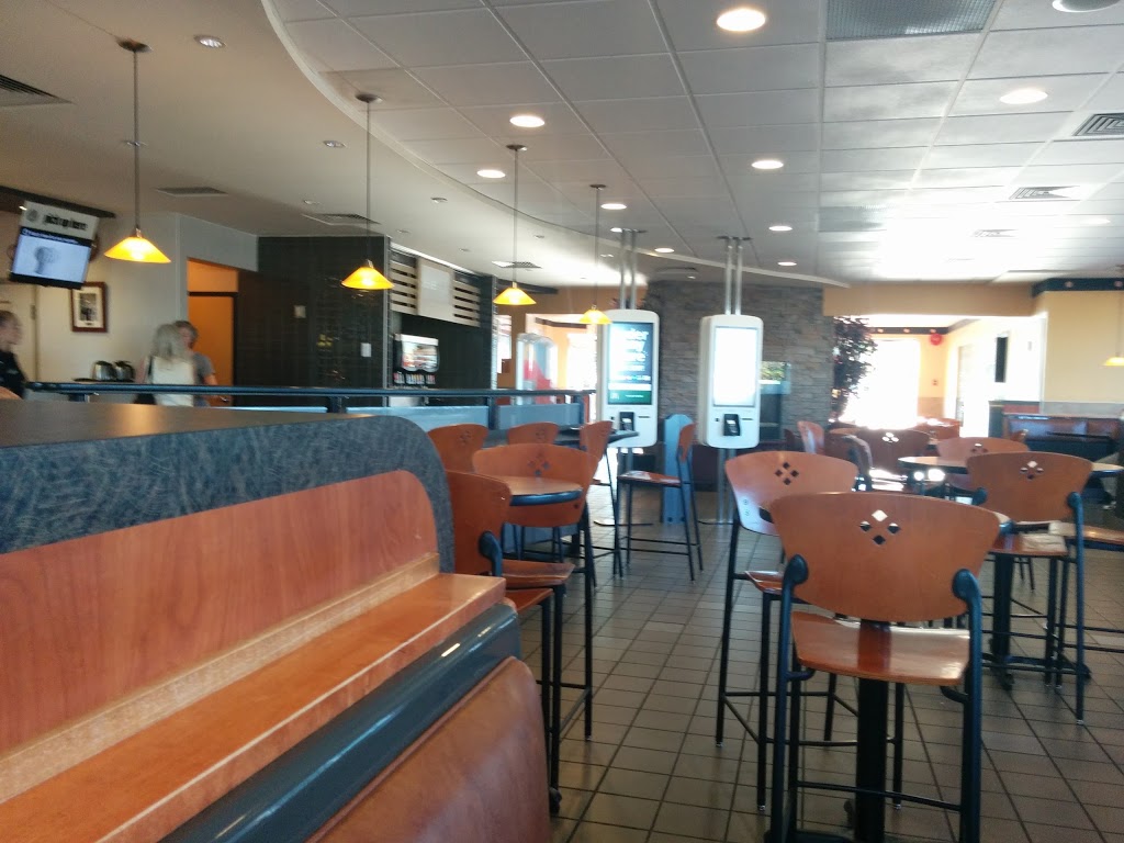 McDonalds | 26360 Fraser Hwy, Aldergrove, BC V4W 2Z7, Canada | Phone: (604) 857-7670