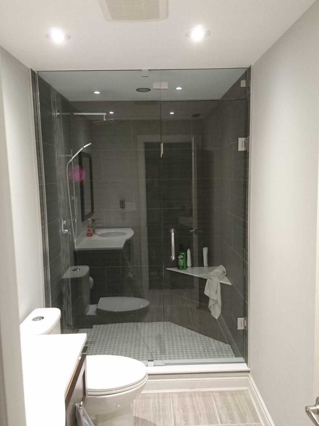 Quality Glass Designs | Innisfil, ON L9S 1V2, Canada | Phone: (705) 794-9421