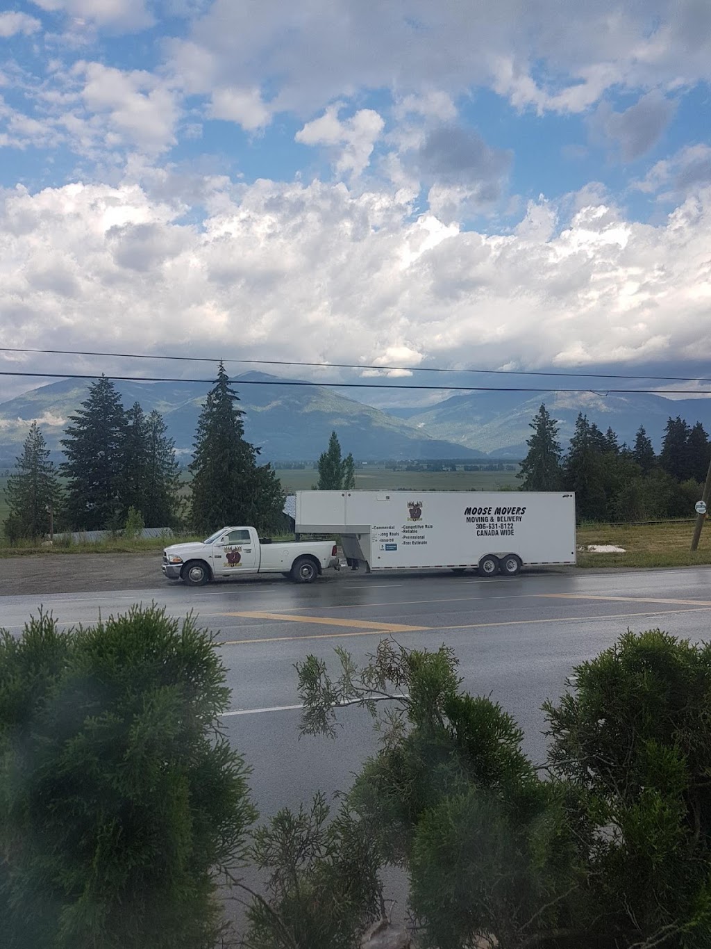 Moose Movers | 915 High St W, Moose Jaw, SK S6H 7P7, Canada | Phone: (306) 631-8122