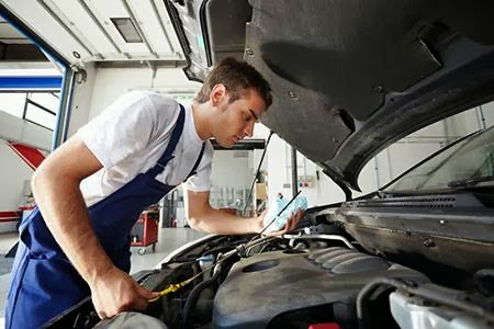 Minute Muffler Brake & Wheel | 410 Ritson Rd N, Oshawa, ON L1G 5R2, Canada | Phone: (905) 434-4993