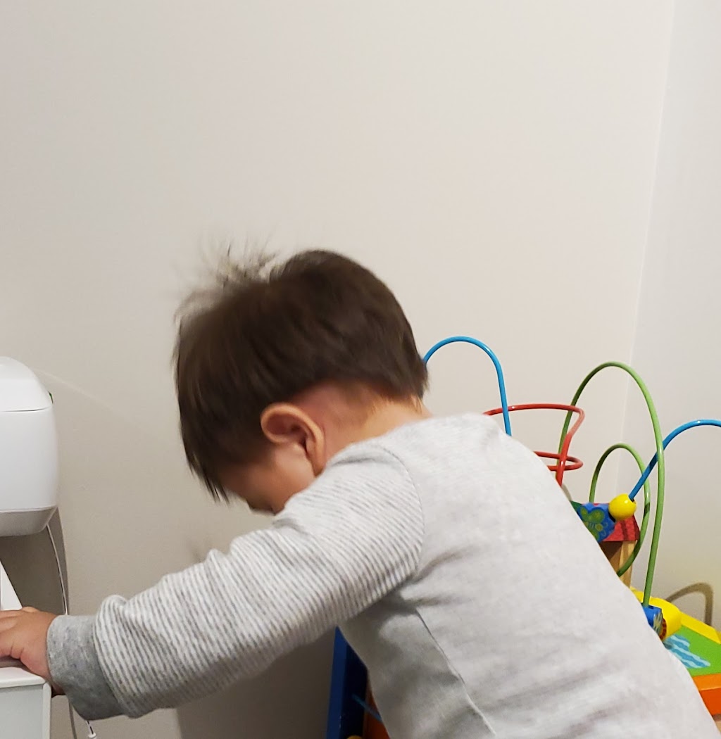 Melonhead Childrens Hair Care | 483 Dundas St W, Oakville, ON L6M 4M2, Canada | Phone: (905) 257-7887