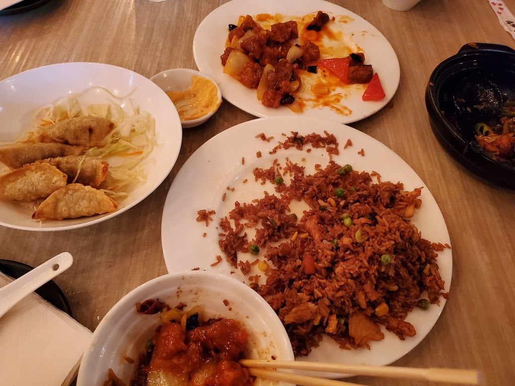 Hui Lau Shan | 701 Wonderland Rd N, London, ON N6H 0H8, Canada | Phone: (519) 701-2116