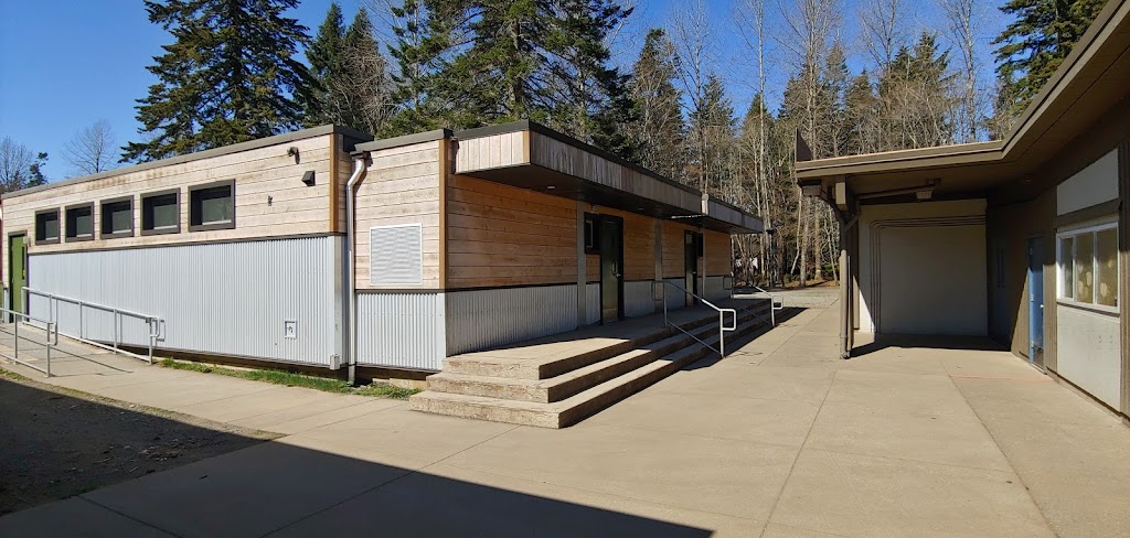 École Puntledge Park Elementary School | 401 Willemar Ave, Courtenay, BC V9N 3L3, Canada | Phone: (250) 334-4495