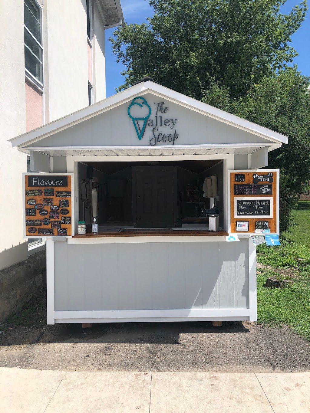 The Valley Scoop | 117 Raglan St S, Renfrew, ON K7V 1P8, Canada | Phone: (613) 433-7094