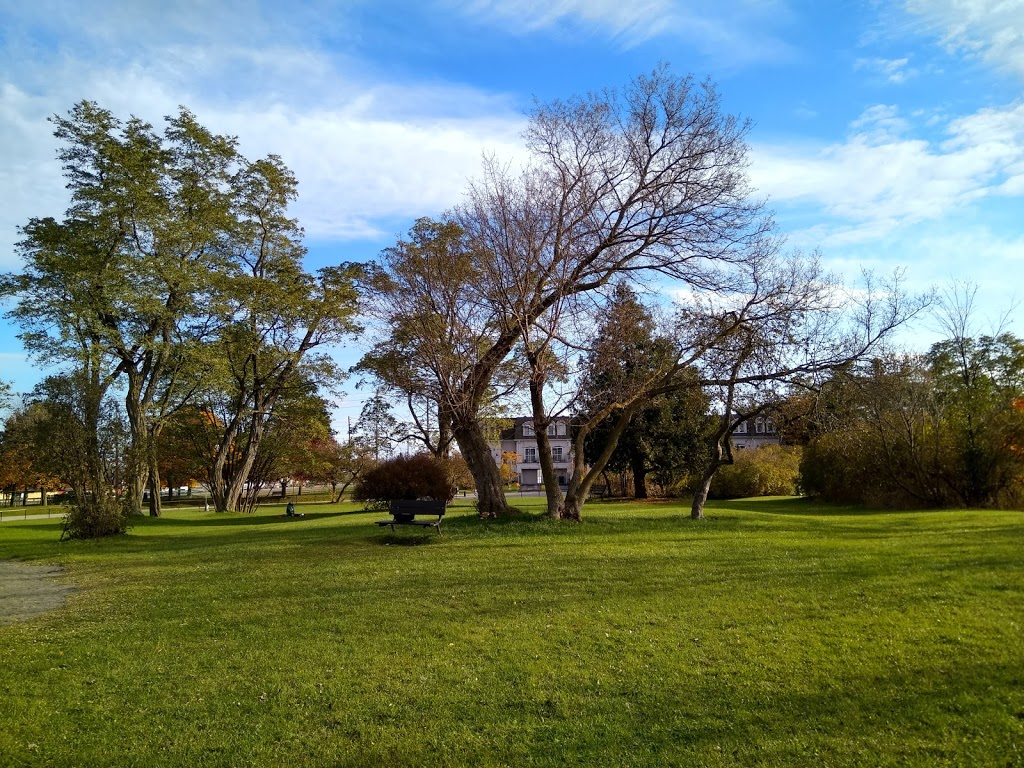 Greenvale Park | 10 Greenvale Terrace, Scarborough, ON M1E, Canada | Phone: (647) 877-7255