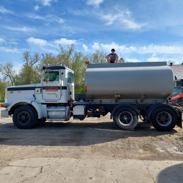ORTH TRUCKING LTD | 94 William St W, Harriston, ON N0G 1Z0, Canada | Phone: (519) 321-1086