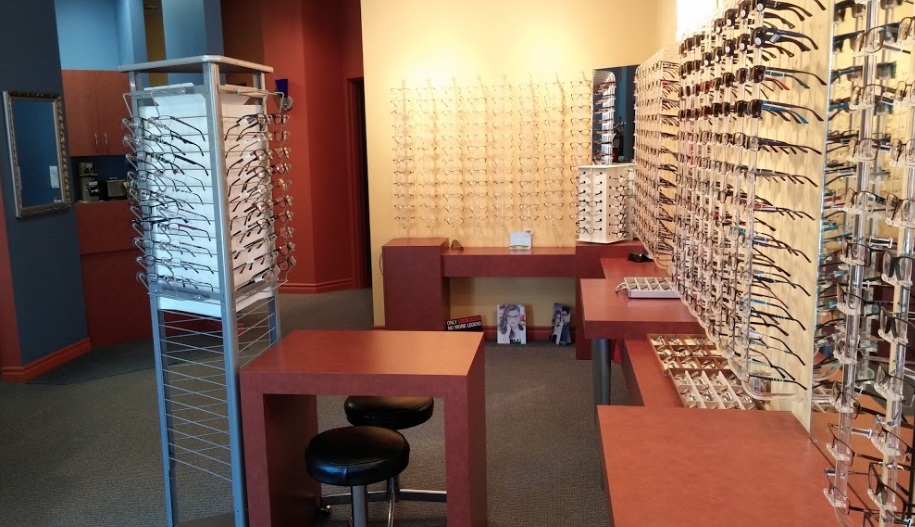 Farhat Lunetterie | 1242 Rue Chambly, Marieville, QC J3M 1H7, Canada | Phone: (450) 460-4456