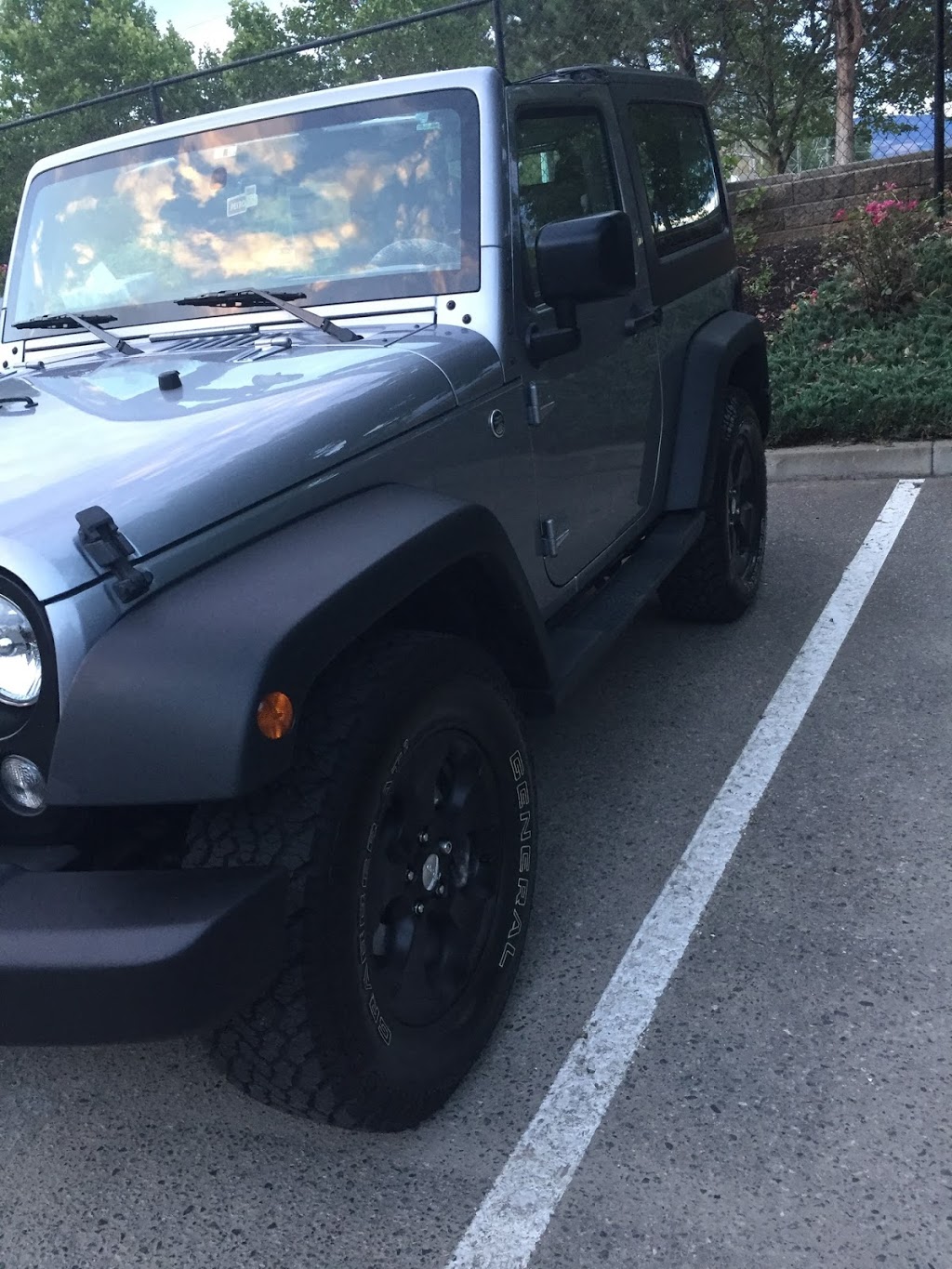 Bubbles Car Wash & Detail Centre | 1745 Springfield Rd, Kelowna, BC V1Y 5V5, Canada | Phone: (250) 762-4422