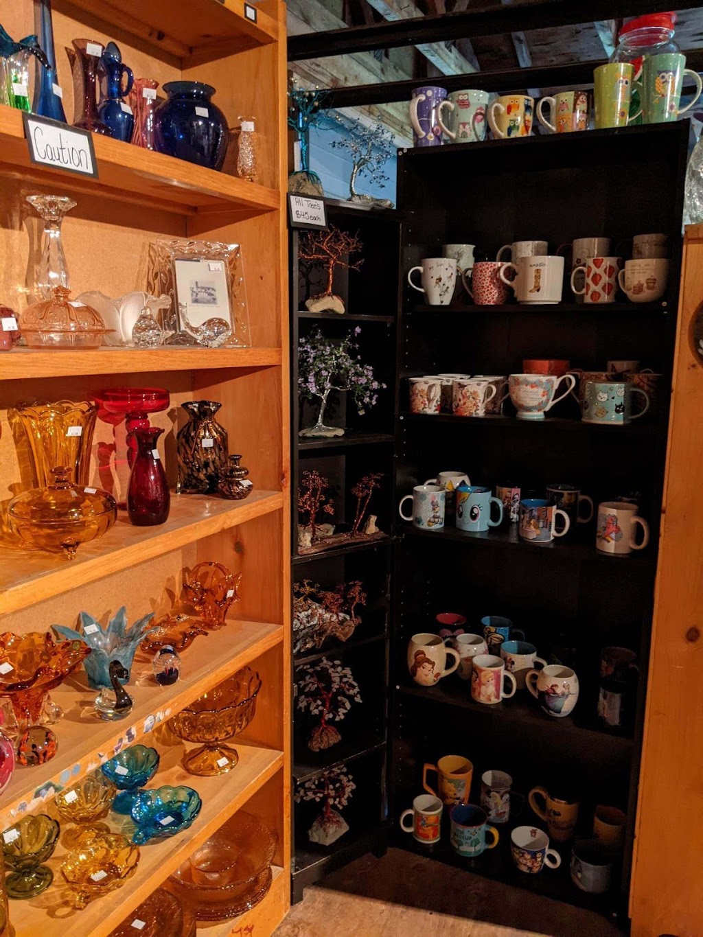 Grammas Shabby Attic | 263 Simmons Rd, Odessa, ON K0H 2H0, Canada | Phone: (343) 333-1311