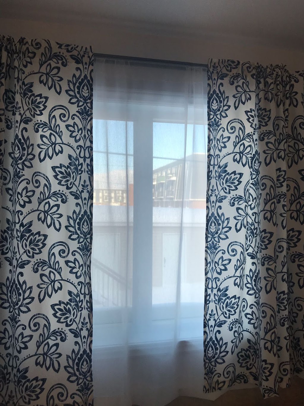 Deco_jaz : Habillage de Fenêtres Et Vêtements | 35 Rue du Moissonneur, La Prairie, QC J5R 0P7, Canada | Phone: (514) 400-8969