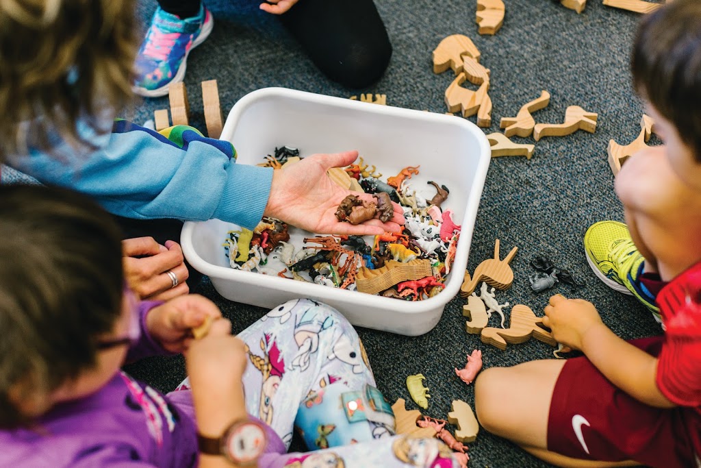 Abbotsford Christian Elementary School | 3939 Old Clayburn Rd, Abbotsford, BC V3G 1J9, Canada | Phone: (604) 755-1891