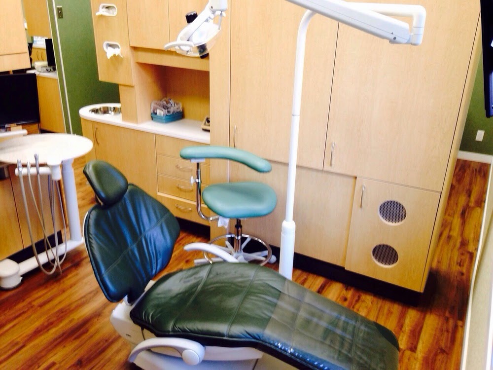 Dr. Agnes Chan, Dr. Andrew Lee and Dr. Kirsten Lee Dental Clinic | 19821 Fraser Hwy #102, Langley City, BC V3A 4E1, Canada | Phone: (604) 534-3343