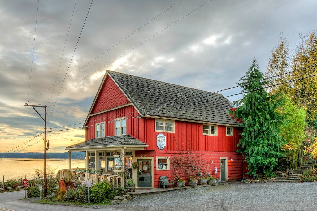 Kingfish at West Sound | 4362 Crow Valley Rd, Eastsound, WA 98245, USA | Phone: (360) 376-4440