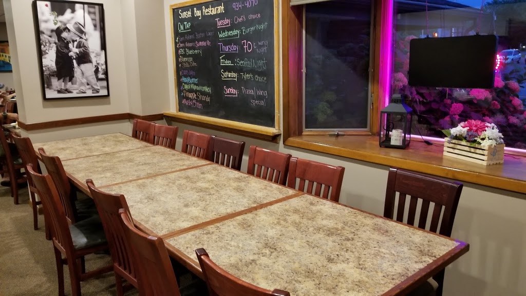 Sunset Bay Restaurant | 954 Main Rd, Irving, NY 14081, USA | Phone: (716) 934-4070