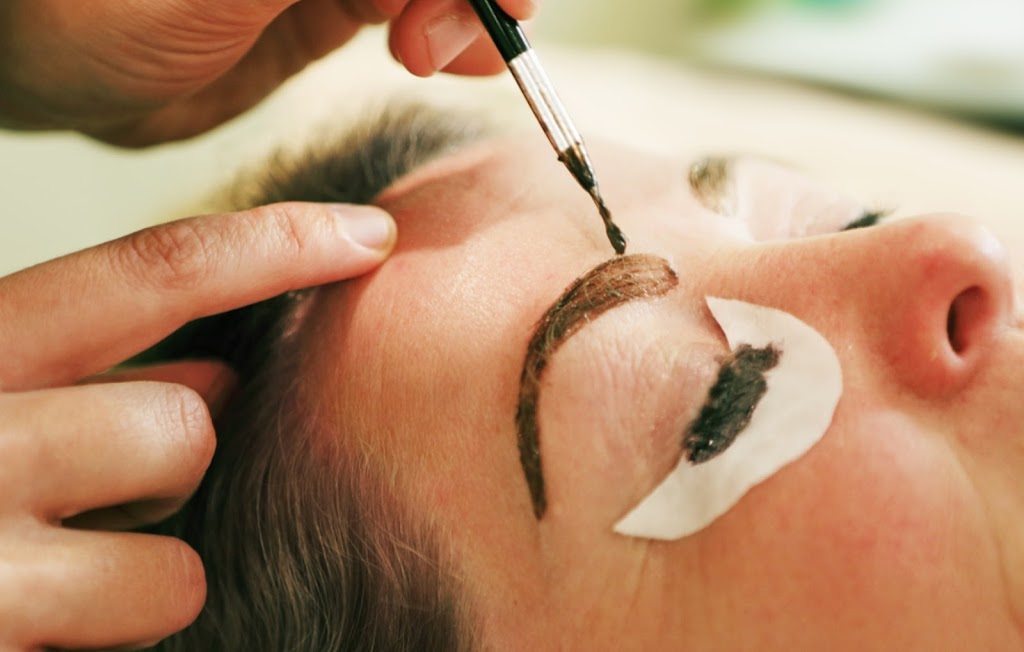 Vina Lash Studio | 4750 Rutherford Rd, Nanaimo, BC V9T 4K6, Canada | Phone: (250) 740-0777