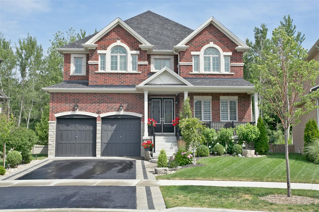 Century 21 TwoMoveYou | 604 Taunton Rd W, Oshawa, ON L1H 7K4, Canada | Phone: (905) 626-3294