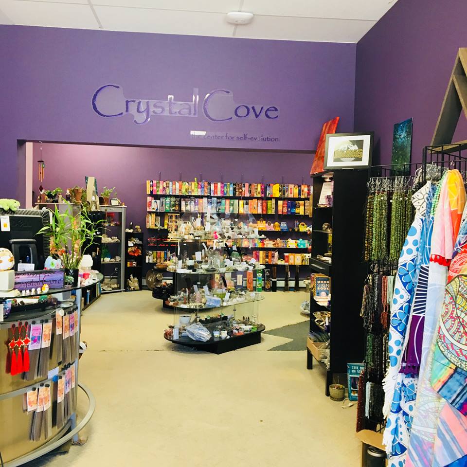 Crystal Cove | 1010 8 St E, Saskatoon, SK S7H 0R9, Canada | Phone: (306) 270-5532