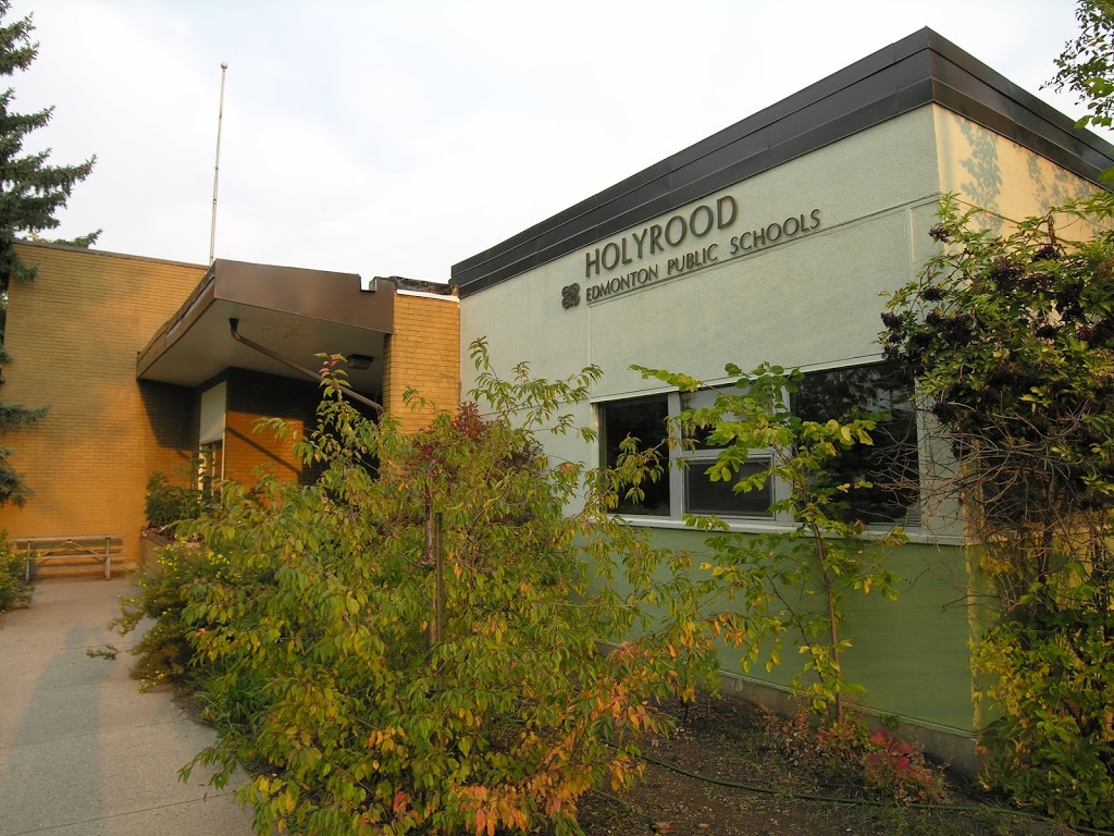 Holyrood School | 7920 94 Ave NW, Edmonton, AB T6C 1W4, Canada | Phone: (780) 466-2292