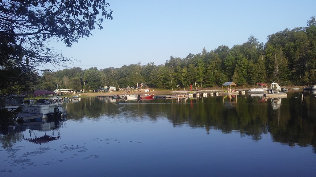 Woodland park | 1026 Hummingbird Ln, Arden, ON K0H 1B0, Canada | Phone: (613) 335-3240