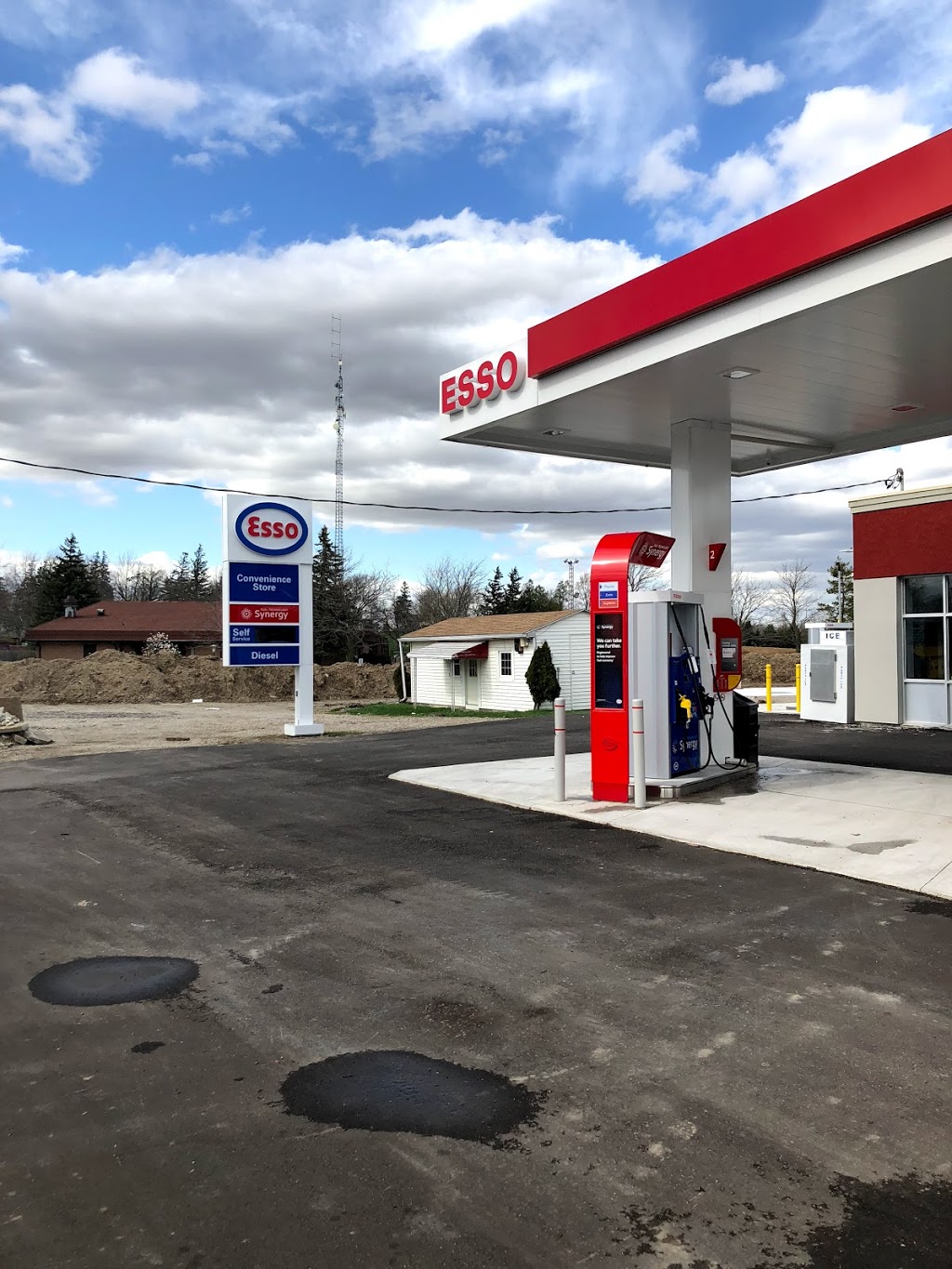 Esso | 333198 Plank Line Rd, Mount Elgin, ON N0J 1N0, Canada | Phone: (647) 280-3569
