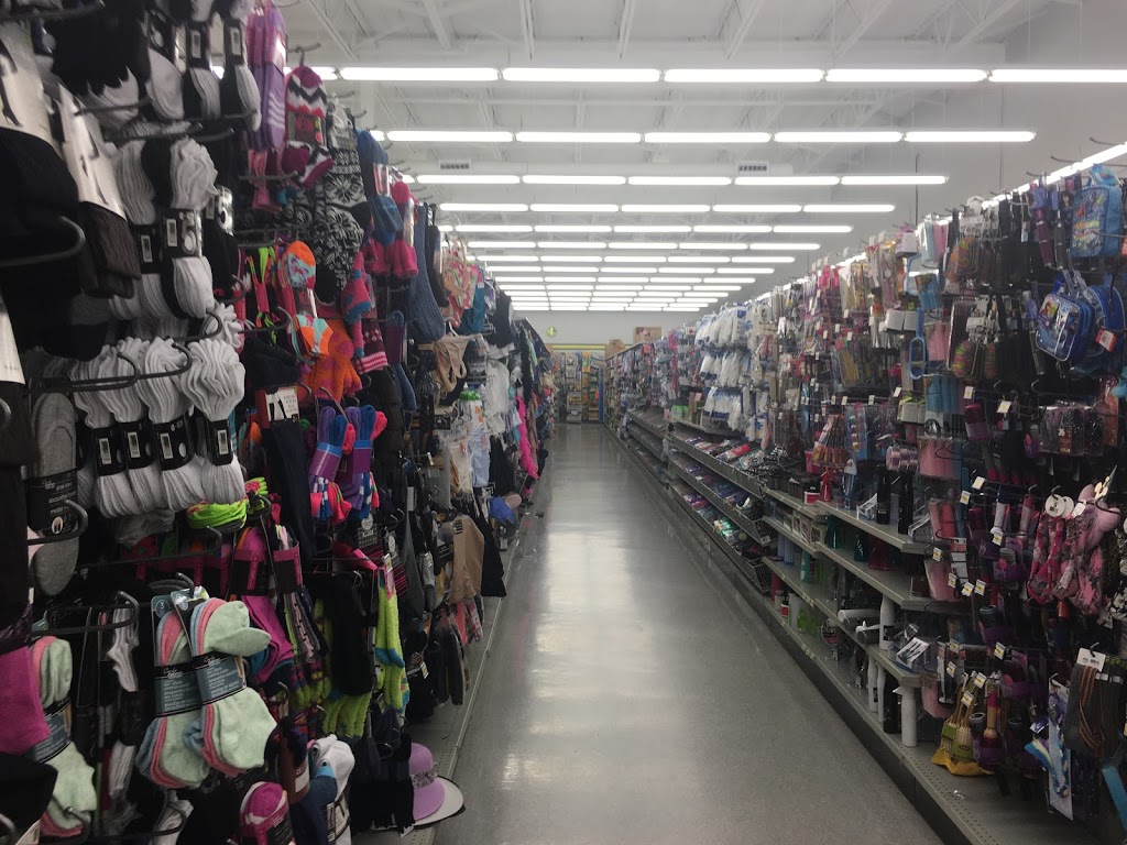 Dollarama | 55 Peakview Way, Hemlock Square, Halifax, NS B3M 0G2, Canada | Phone: (902) 832-0612