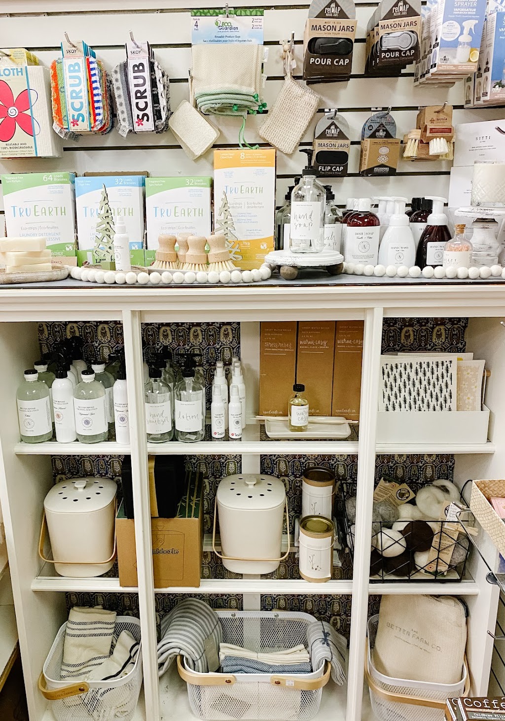 Sweet Beet Boutique | 4786 Sunshine Coast Hwy, Sechelt, BC V0N 3A2, Canada | Phone: (604) 740-7310