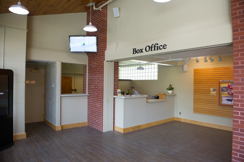 Blyth Memorial Community Hall | 431 Queen St, Blyth, ON N0M 1H0, Canada | Phone: (226) 523-1419