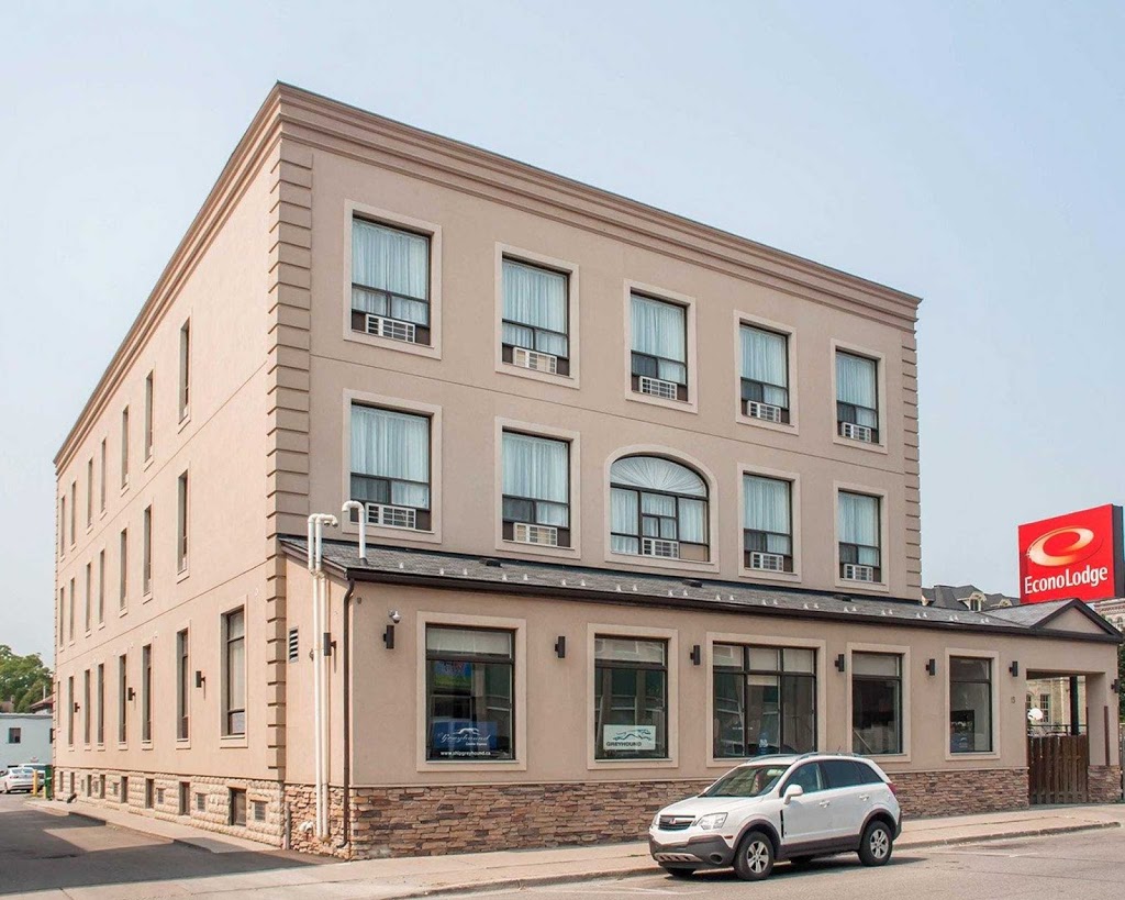 Econo Lodge | 15 Graham St, Woodstock, ON N4S 6J5, Canada | Phone: (519) 533-6066