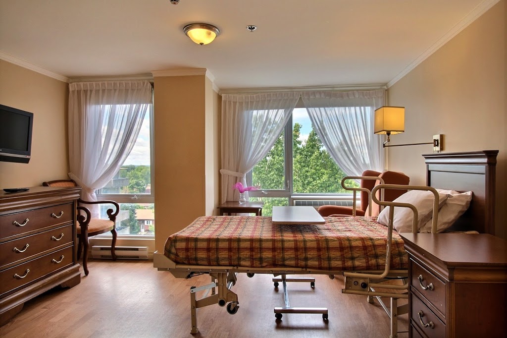 Résidence Vivalis | 300 Av Stillview, Pointe-Claire, QC H9R 0A1, Canada | Phone: (514) 694-4141