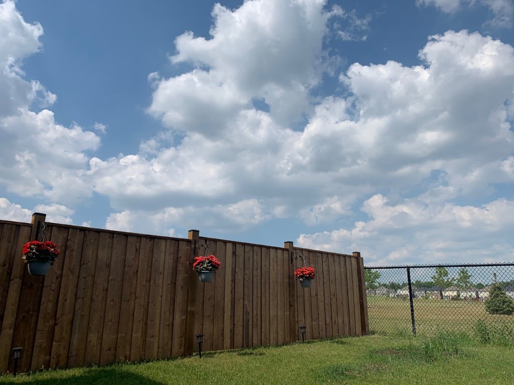 Space Fencing | 66 Karen Walk, Waterloo, ON N2L 6K7, Canada | Phone: (226) 505-8765