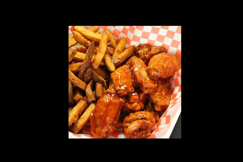 The Spud and The Bull | 2621 Lakefield Rd, Peterborough, ON K9J 6X5, Canada | Phone: (705) 208-2855