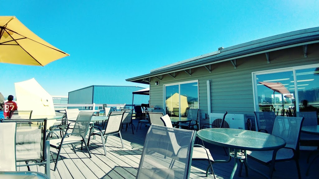 Runway Cafe | 18799 Airport Way #102, Pitt Meadows, BC V2W 6P3, Canada | Phone: (604) 460-8121