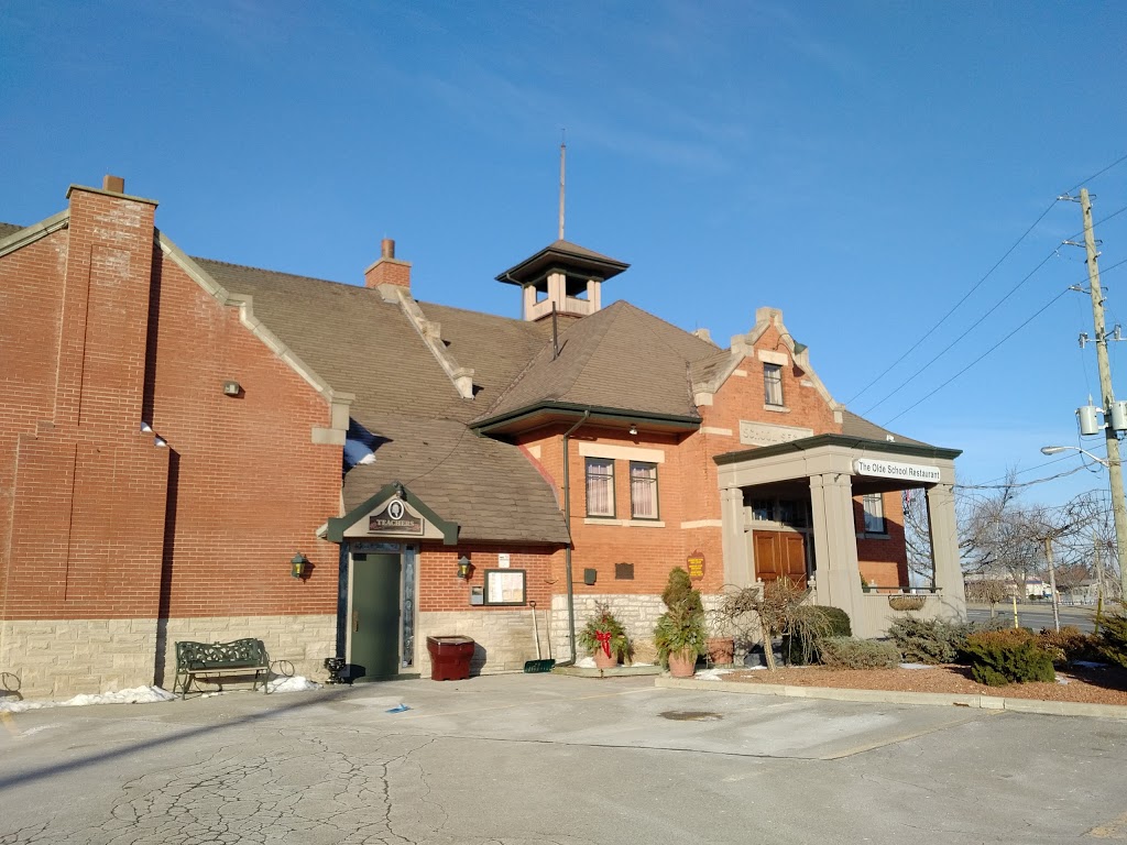 The Olde School Restaurant | 687 Powerline Rd, Brantford, ON N3V 0A4, Canada | Phone: (519) 753-3131